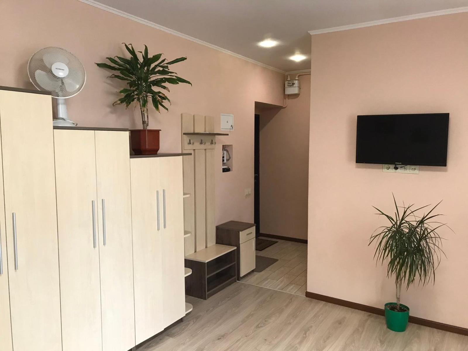 Apartment Near The Forum Mall Lviv Ruang foto