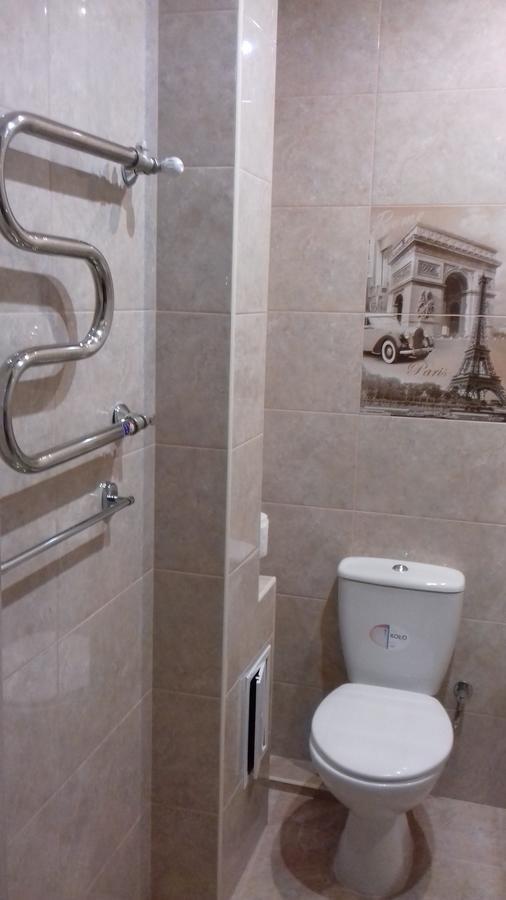 Apartment Near The Forum Mall Lviv Bagian luar foto